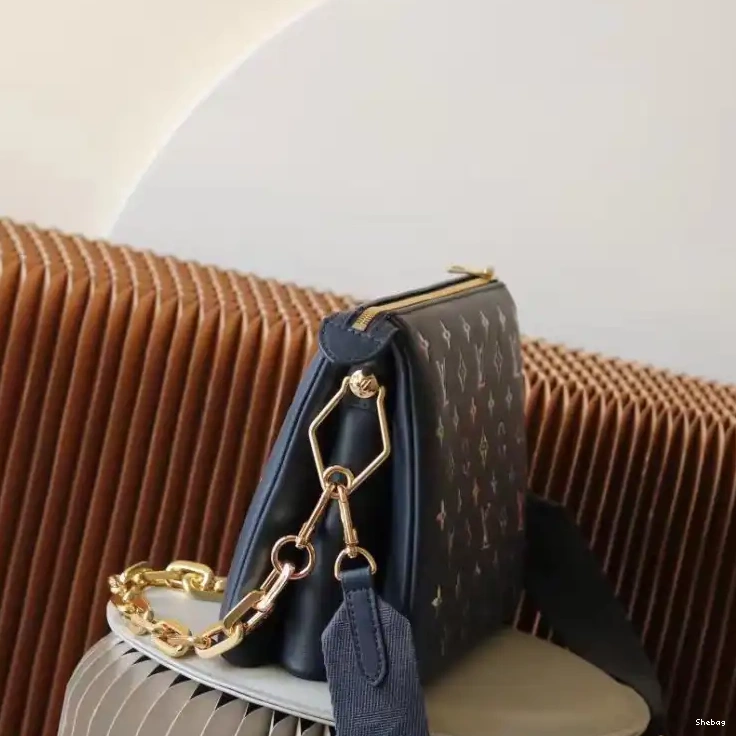 2209DJ0023 Bag LV 0522